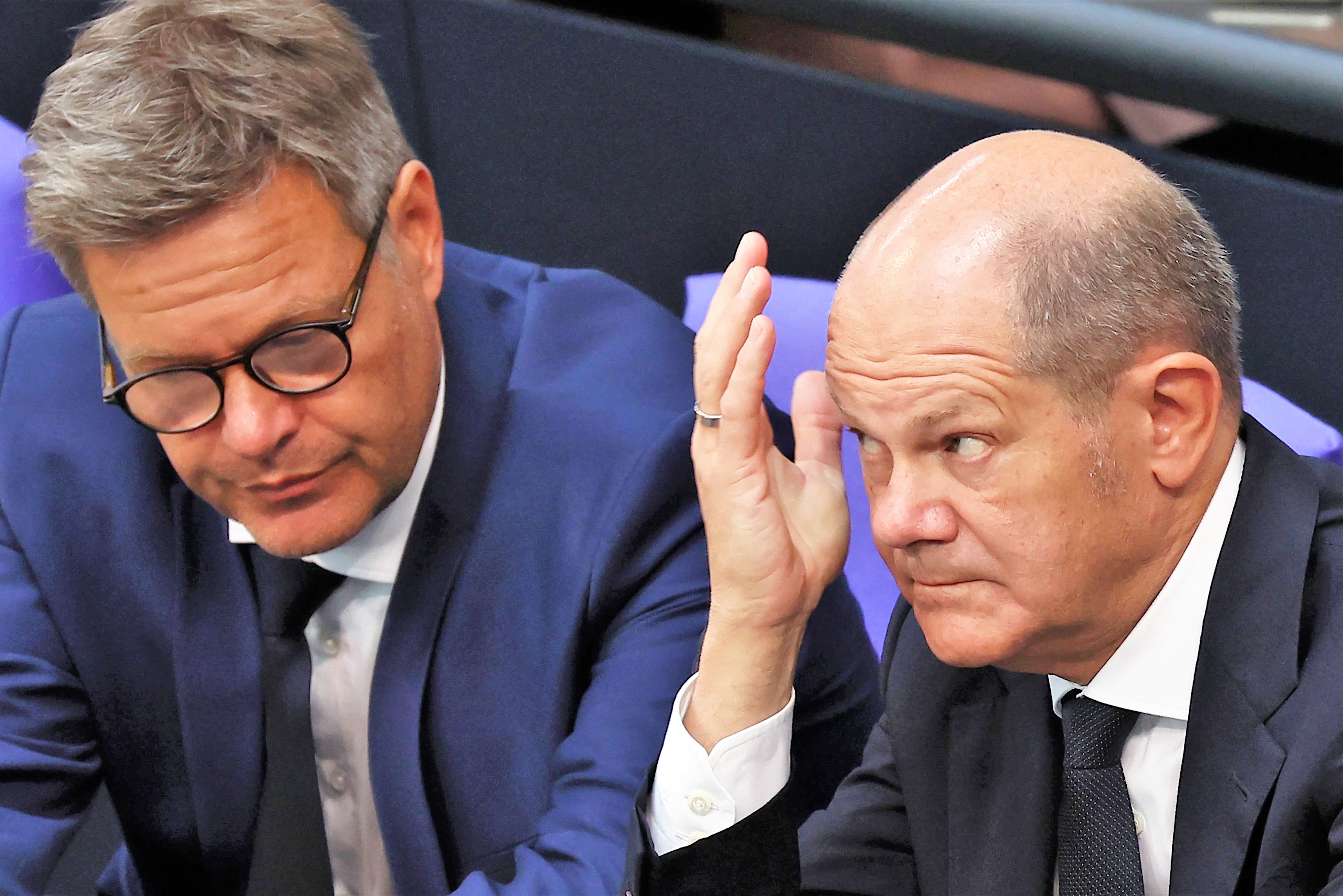 Erneuter Umfrage-Schock für die Ampel! Deutsche Bundesbürger immer unzufriedener mit der Regierung!