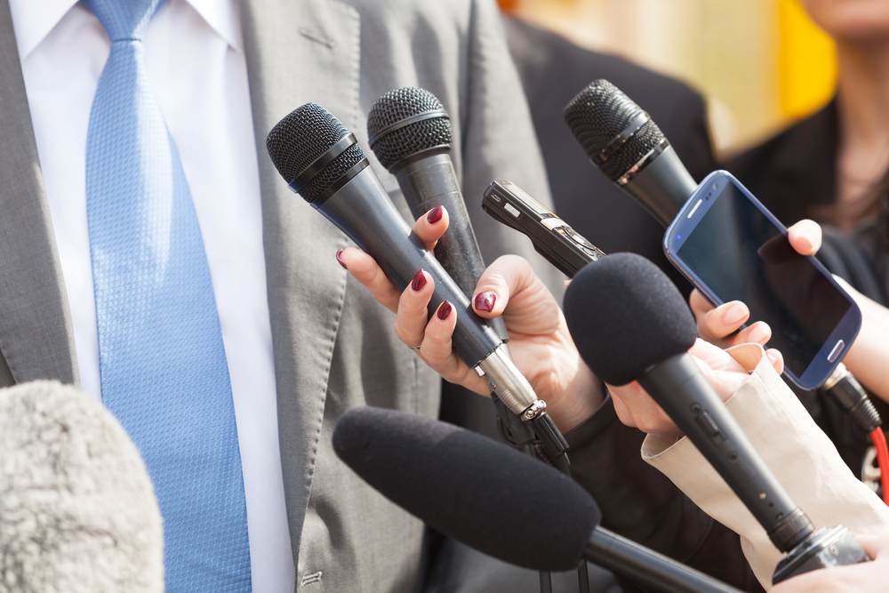 Absturz? Flug mit 62 Menschen an Bord verschwindet vom Radarschirm - wie Flug MH370!